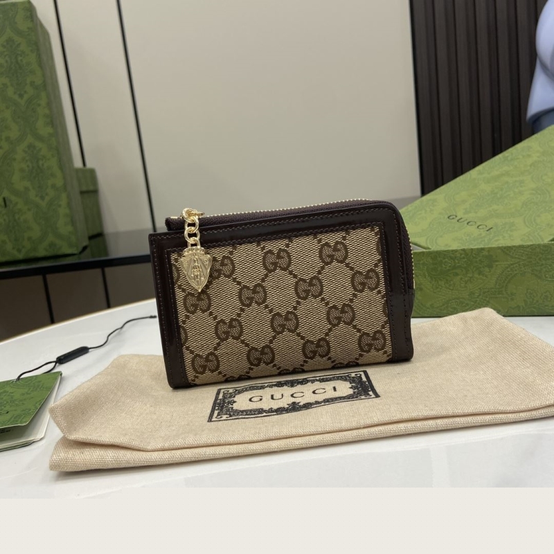 G*u*i wallets & purse